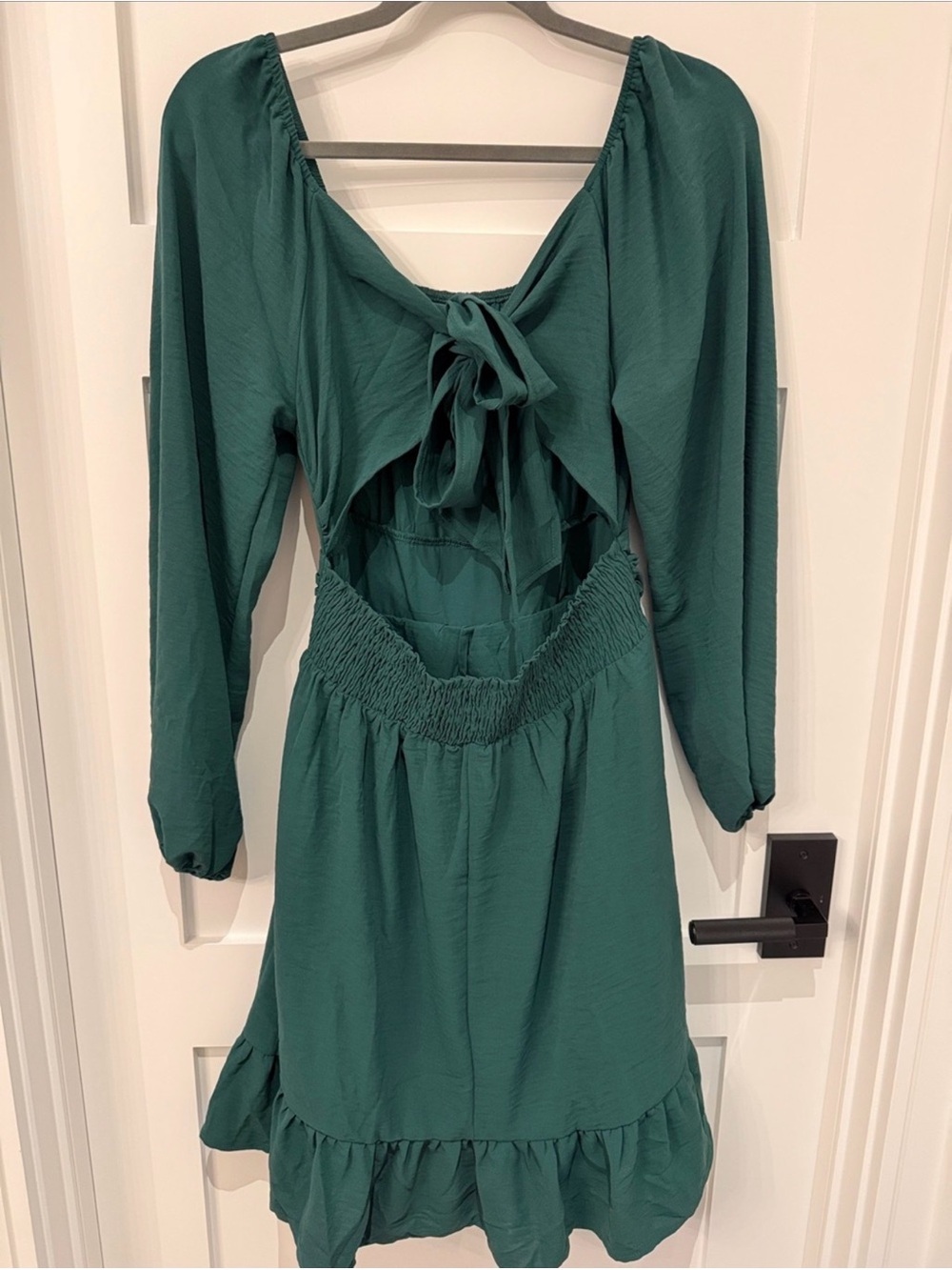 Green Long Sleeve tie back flowy Mini Dress - Picture 4 of 6